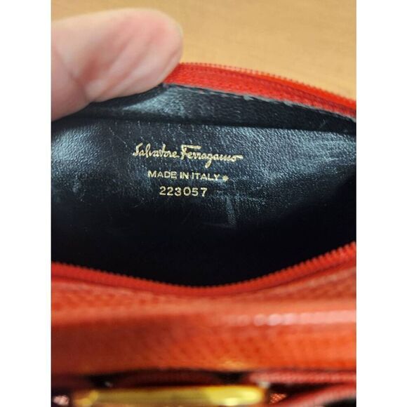 Salvatore Ferragamo RED Vara Ribbon Pouch Leather #223057 (PF) - Picture 8 of 8